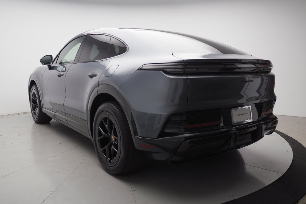 New 2026 Porsche Cayenne Electric Coupe AWD/4WD image 7