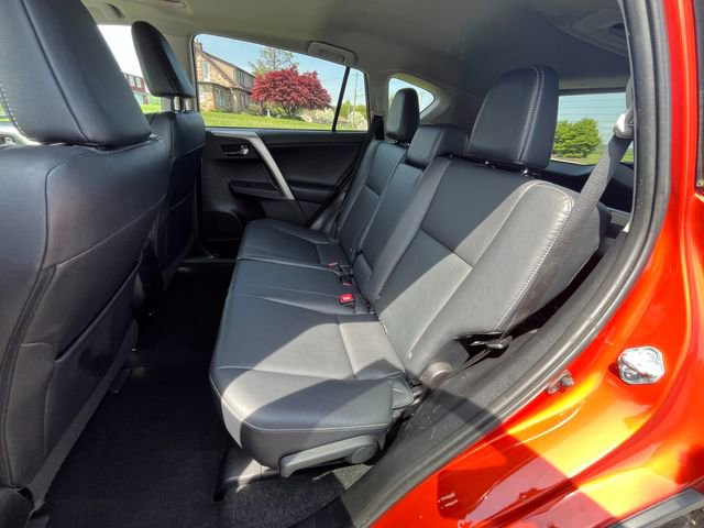 Used 2015 Toyota RAV4 Limited image 24