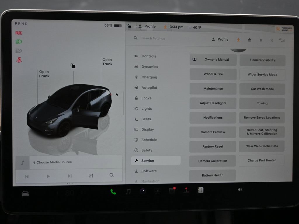 Used 2022 Tesla Model Y Performance image 28