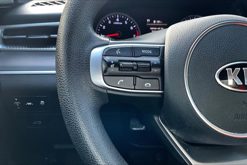 Used 2021 Kia K5 LXS image 25