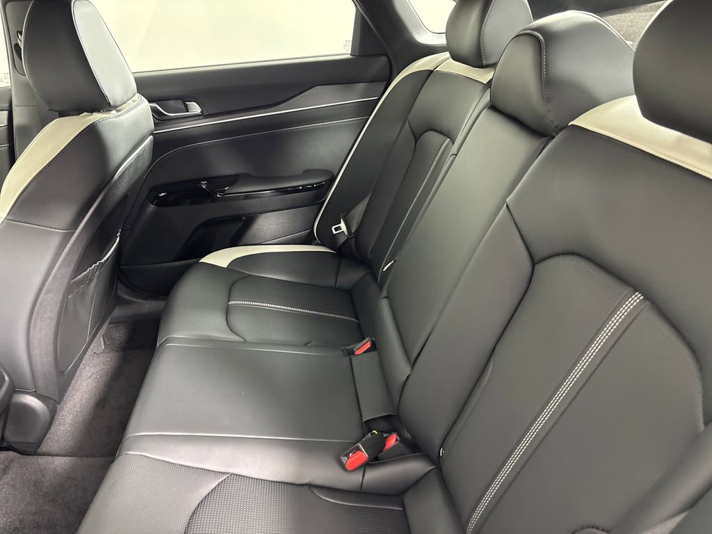 Used 2026 Kia K5 GT-Line image 30