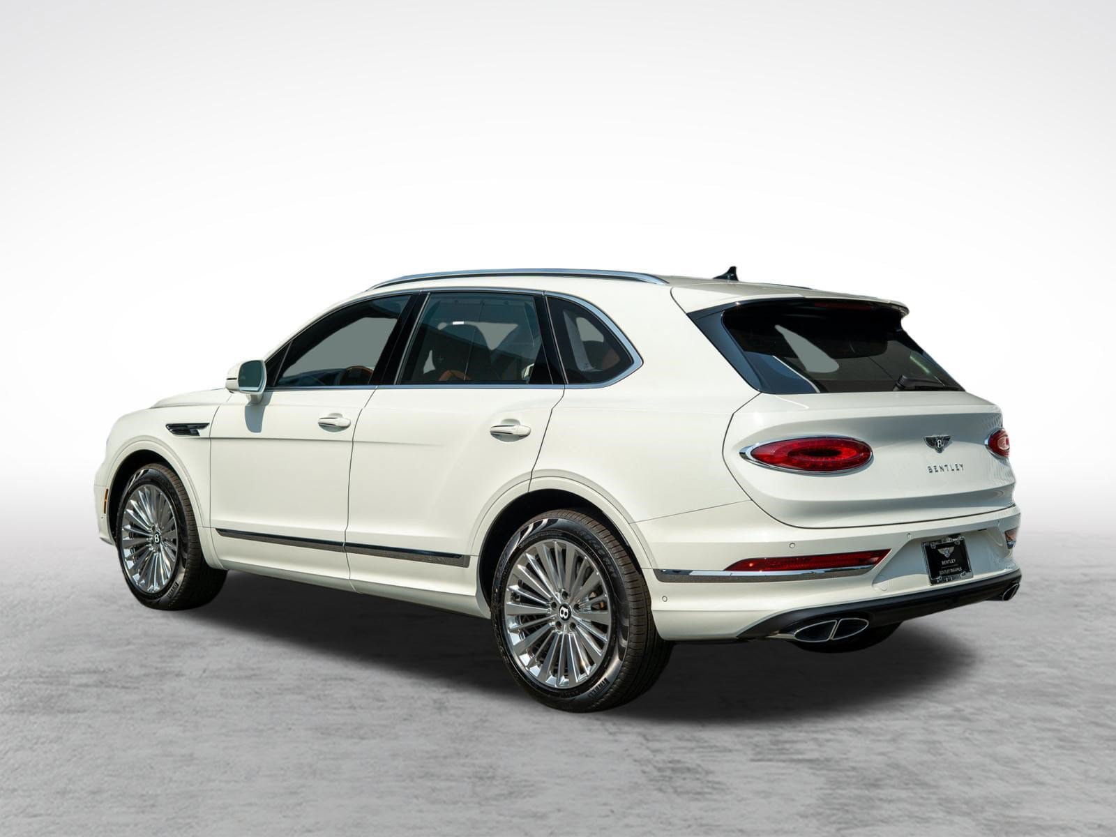 New 2026 Bentley Bentayga AWD/4WD image 3