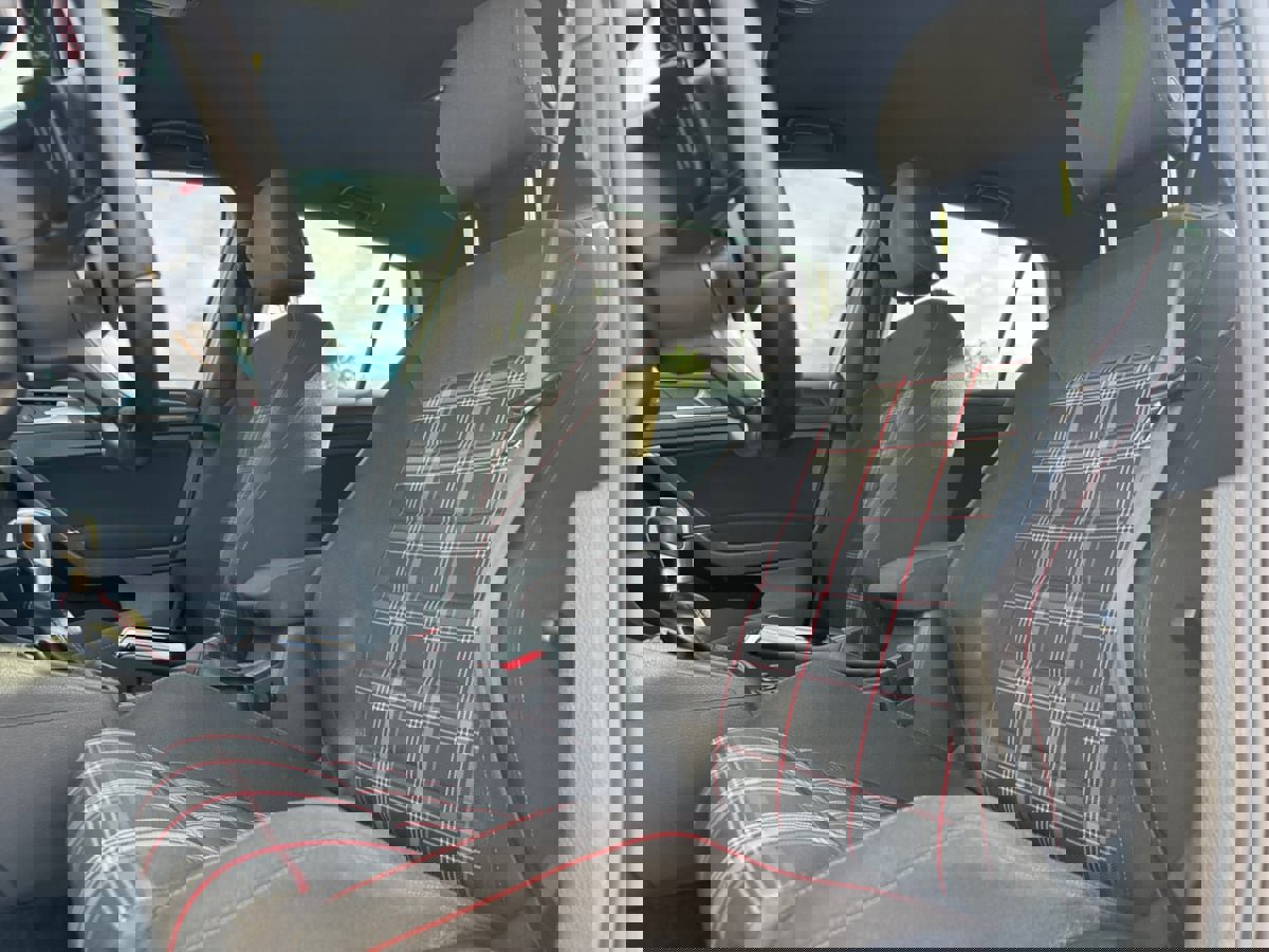 Used 2018 Volkswagen GTI S image 17