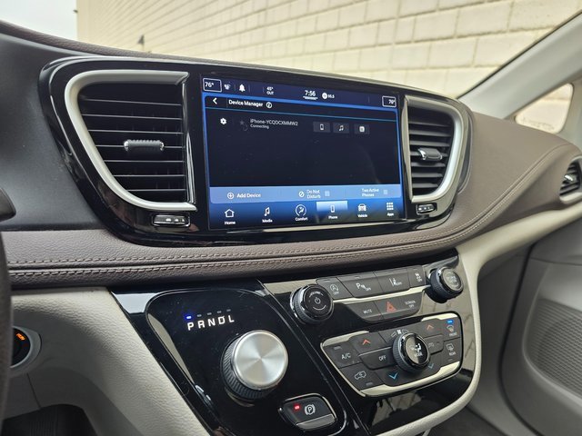 Used 2021 Chrysler Pacifica Touring image 49