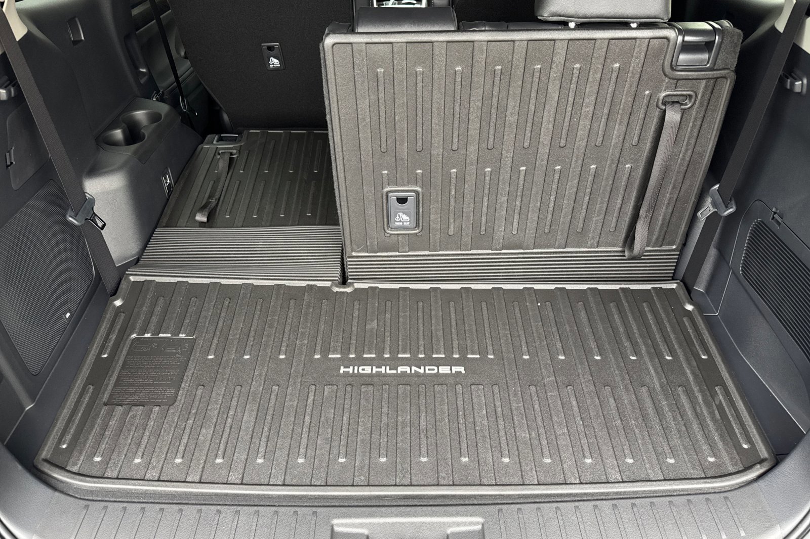 New 2025 Toyota Highlander Limited image 18