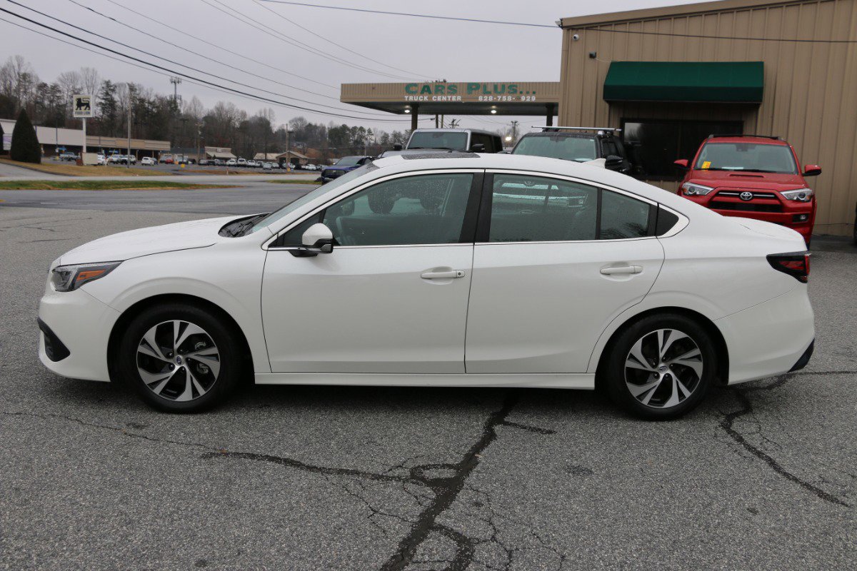 Used 2022 Subaru Legacy Premium image 2