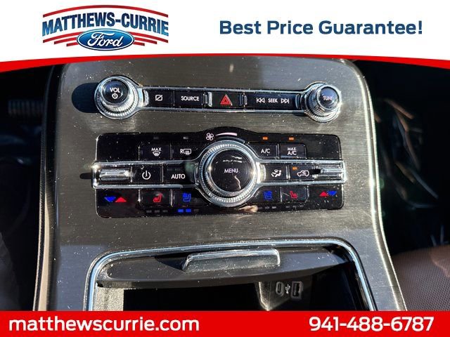 Used 2023 Lincoln Nautilus Reserve image 21