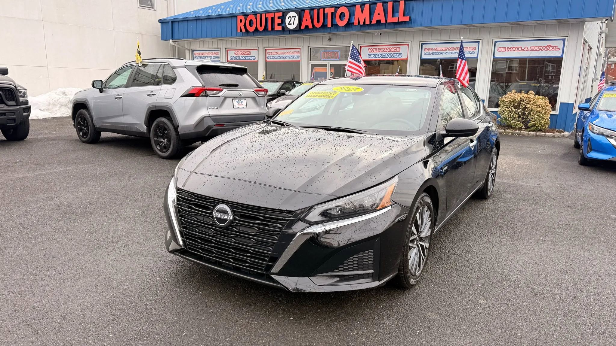 Used 2025 Nissan Altima 2.5 SV image 4
