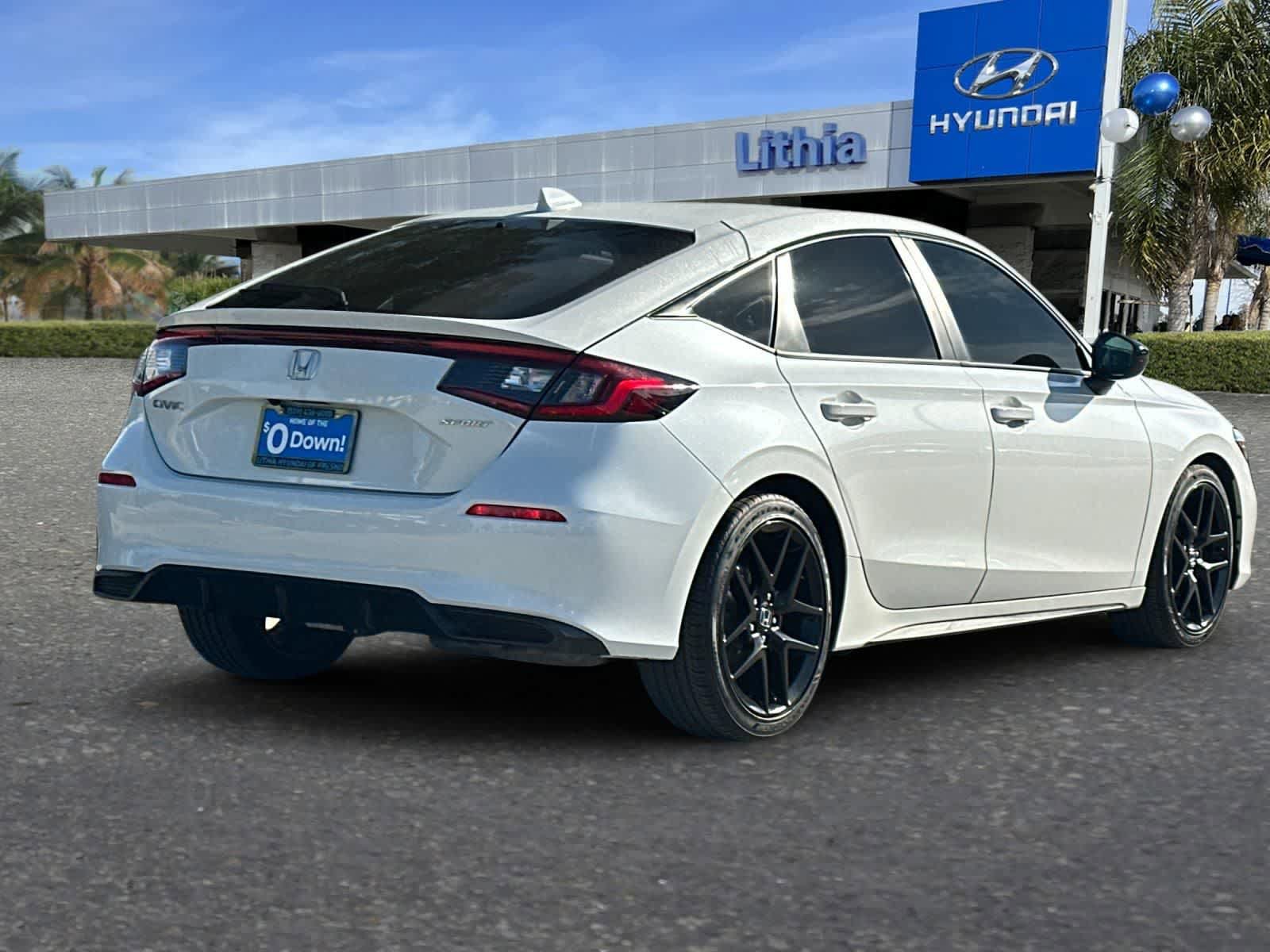 Used 2025 Honda Civic Sport image 4
