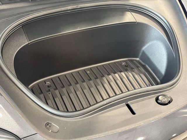 Used 2024 Tesla Model 3 Standard Range image 44