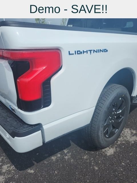 New 2025 Ford F150 Lightning Lariat image 13