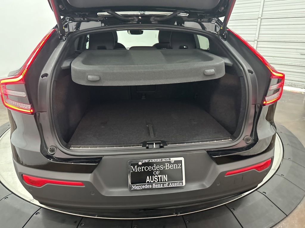 Used 2022 Volvo C40 P8 Recharge Ultimate AWD/4WD image 22