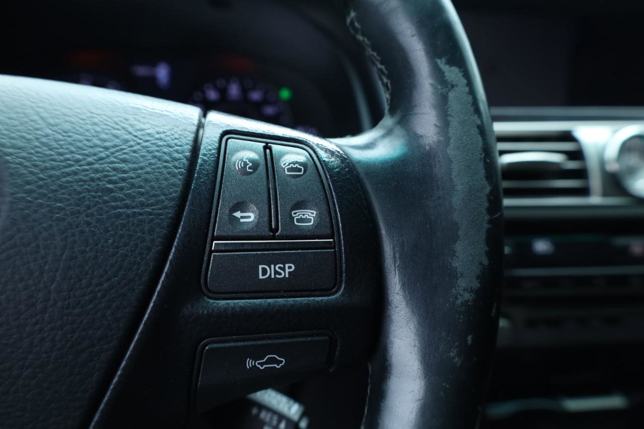 Used 2017 Lexus LS 460 w/ Comfort Package image 37