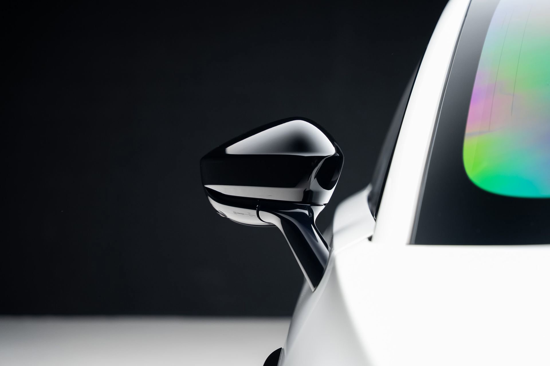 Used 2021 Aston Martin DBX AWD/4WD image 13