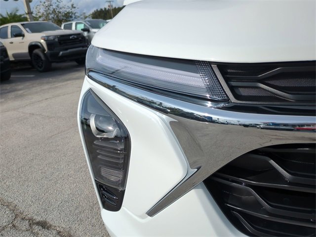 New 2026 Chevrolet Trax LT w/ Sunroof Package image 10