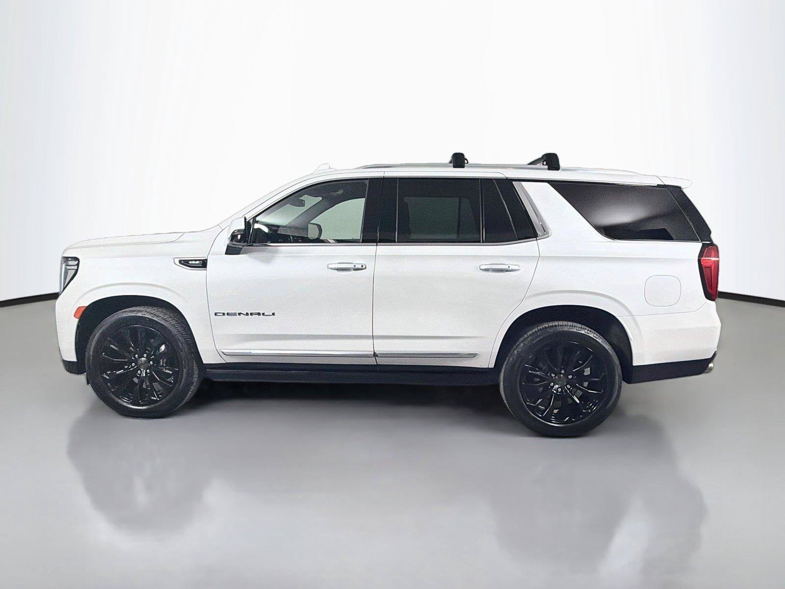 Used 2022 GMC Yukon Denali AWD/4WD image 8