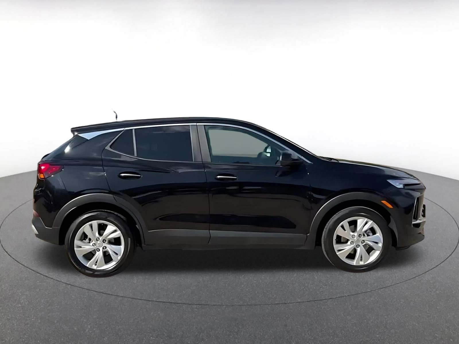 Used 2025 Buick Encore GX Preferred FWD image 16