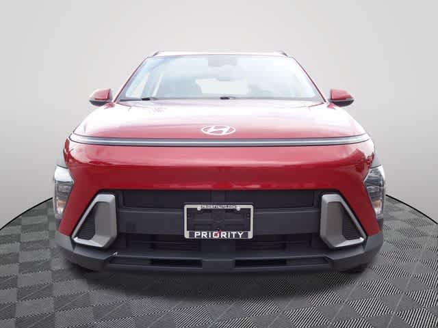 Used 2024 Hyundai Kona SEL FWD image 5