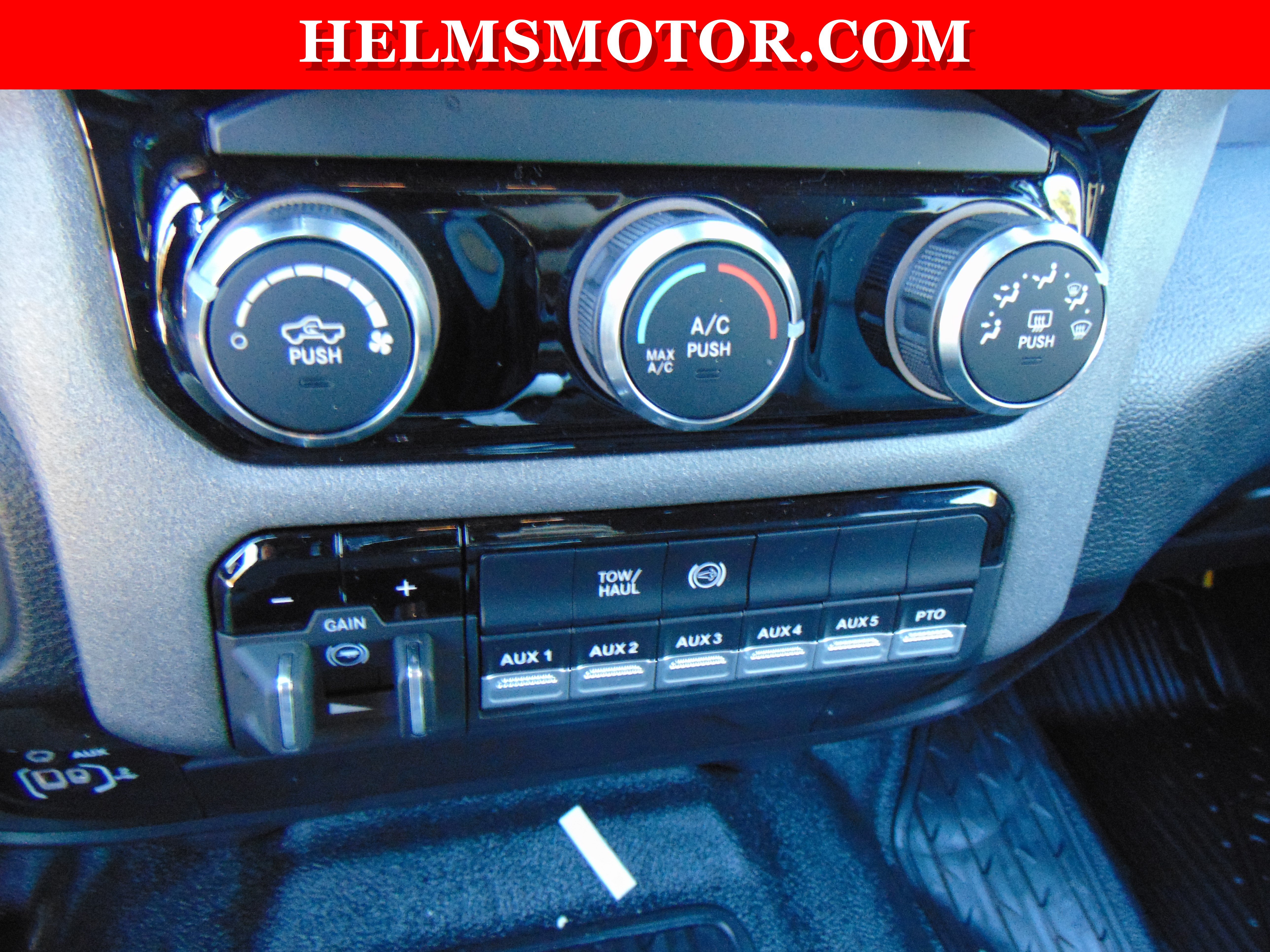 New 2026 RAM 3500 Tradesman w/ Chrome Appearance Group A AWD/4WD image 29
