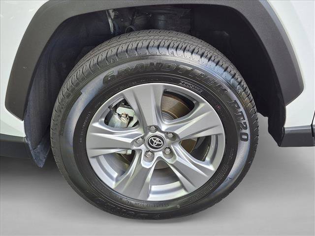 Used 2023 Toyota RAV4 XLE FWD image 23