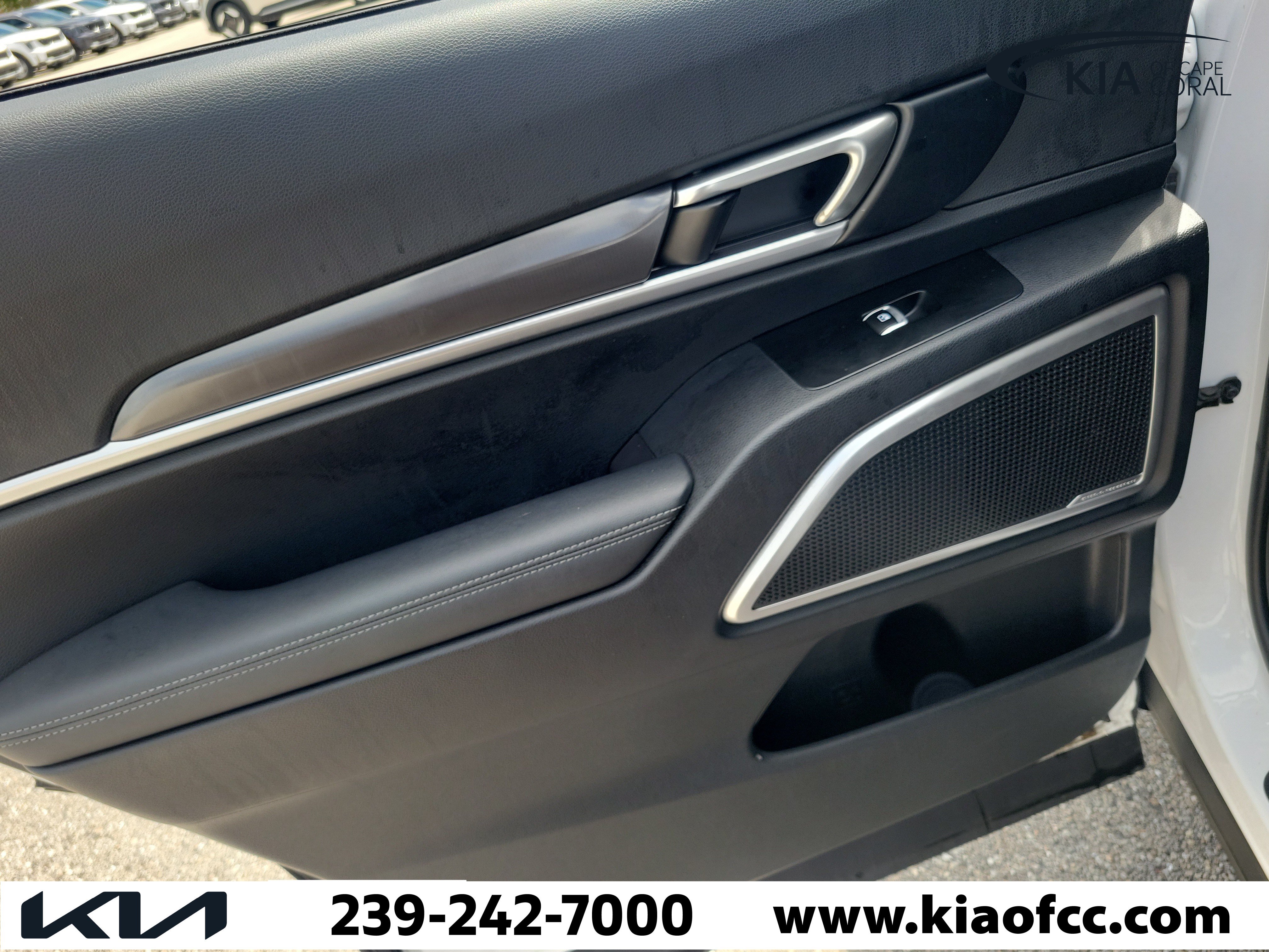 Certified 2024 Kia Telluride S w/ S Sunroof Package FWD image 11