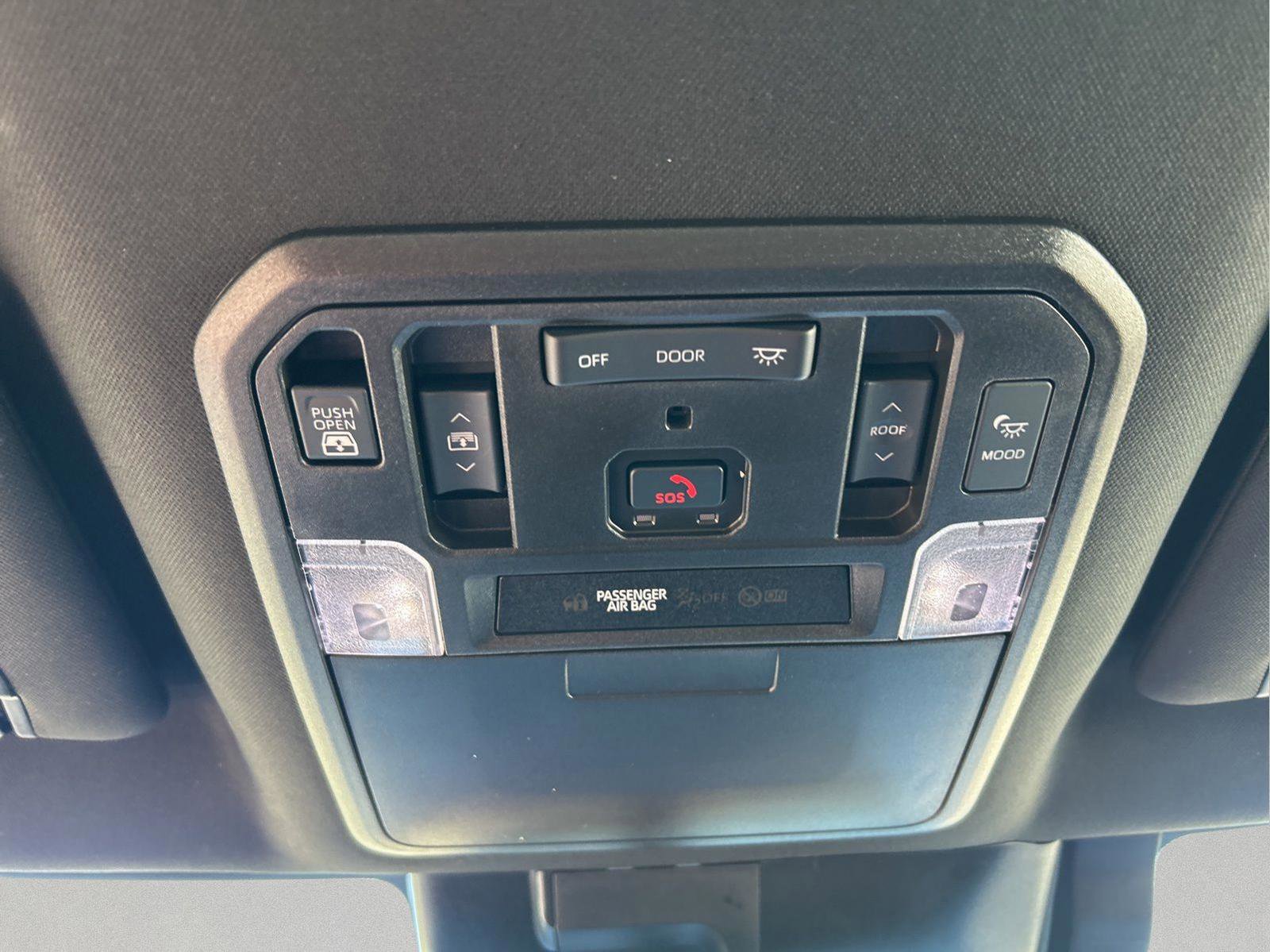 Used 2024 Toyota Tundra Platinum AWD/4WD image 33