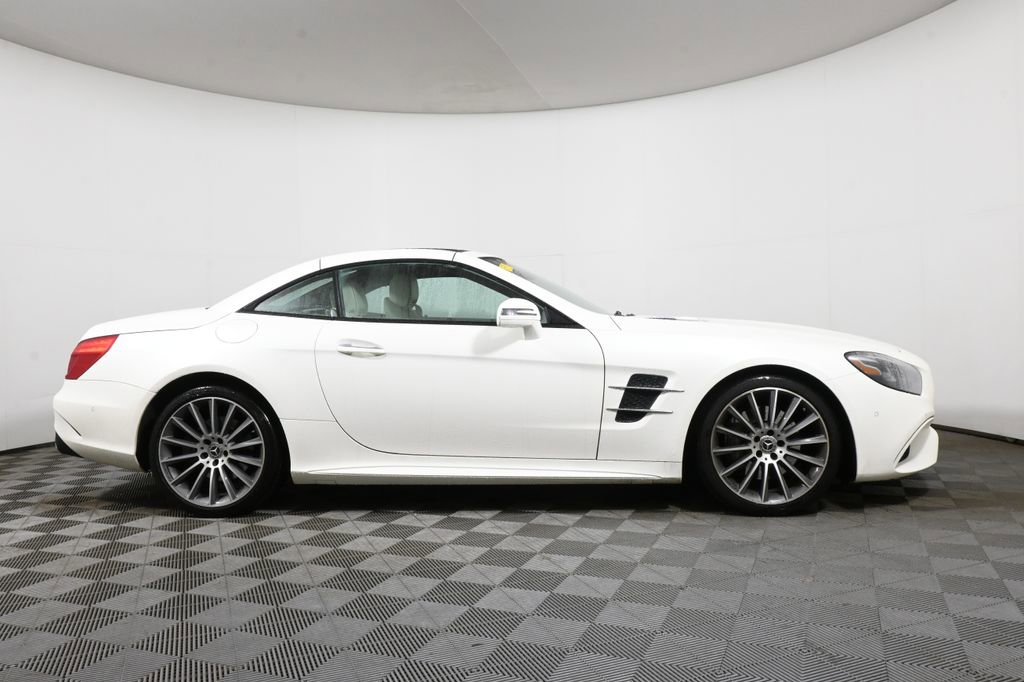 Used 2017 Mercedes-Benz SL 450 image 8