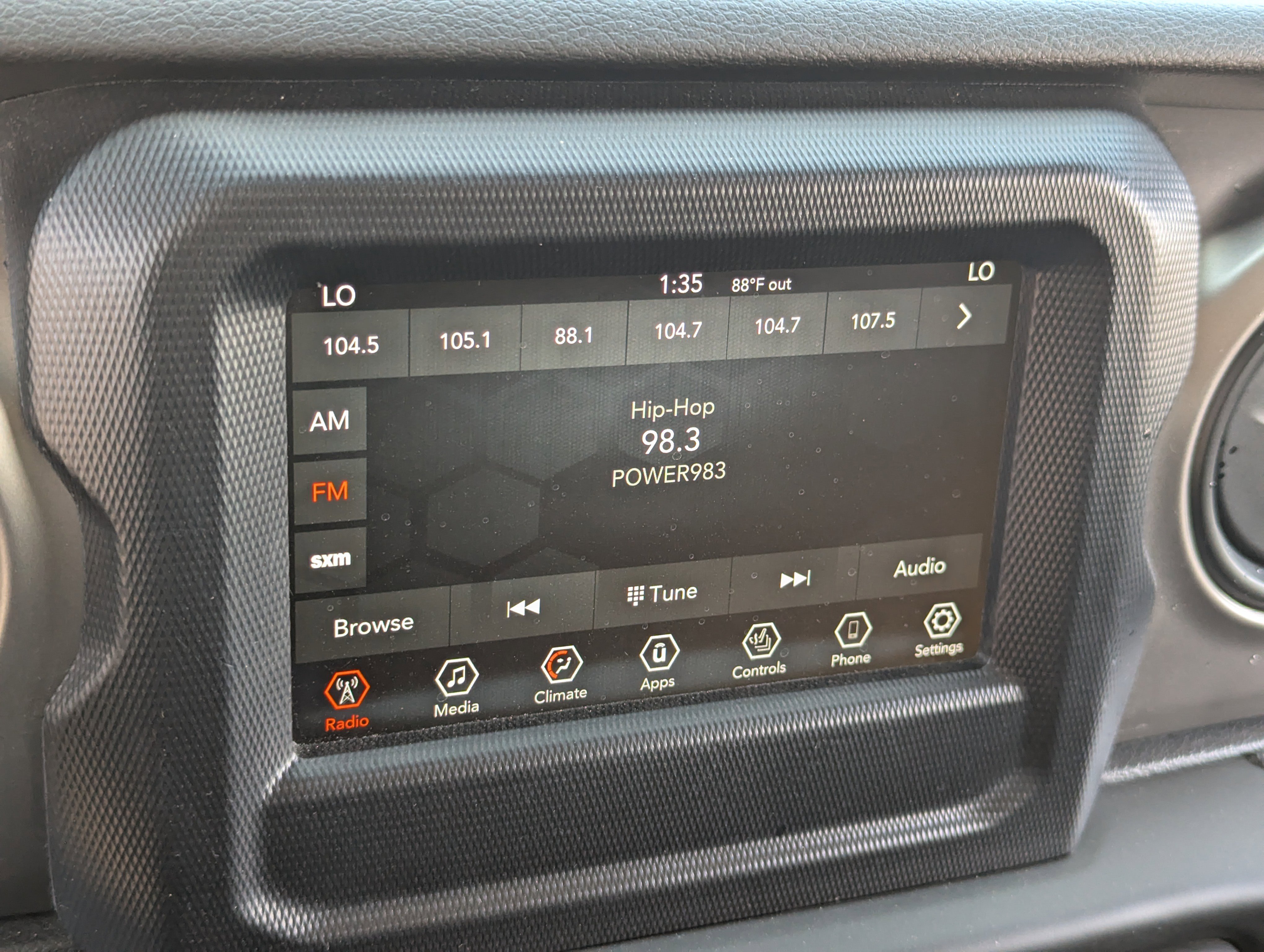 Used 2020 Jeep Gladiator Sport w/ Quick Order Package 24S image 25