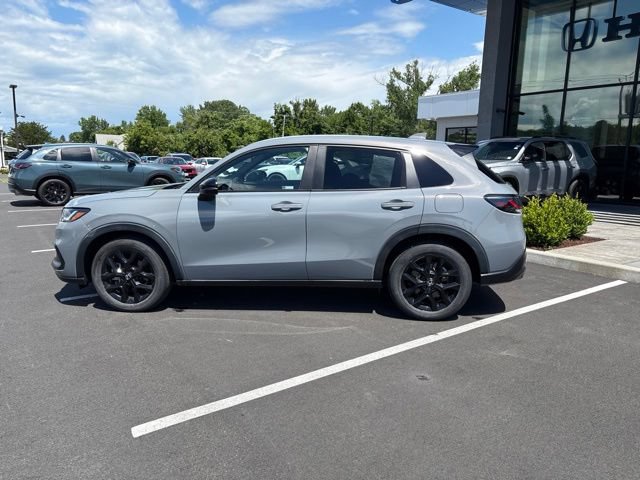 Used 2024 Honda HR-V Sport image 11
