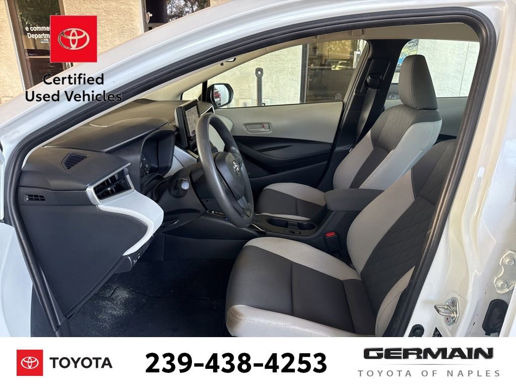Used 2024 Toyota Corolla LE w/ LE Convenience Package image 13