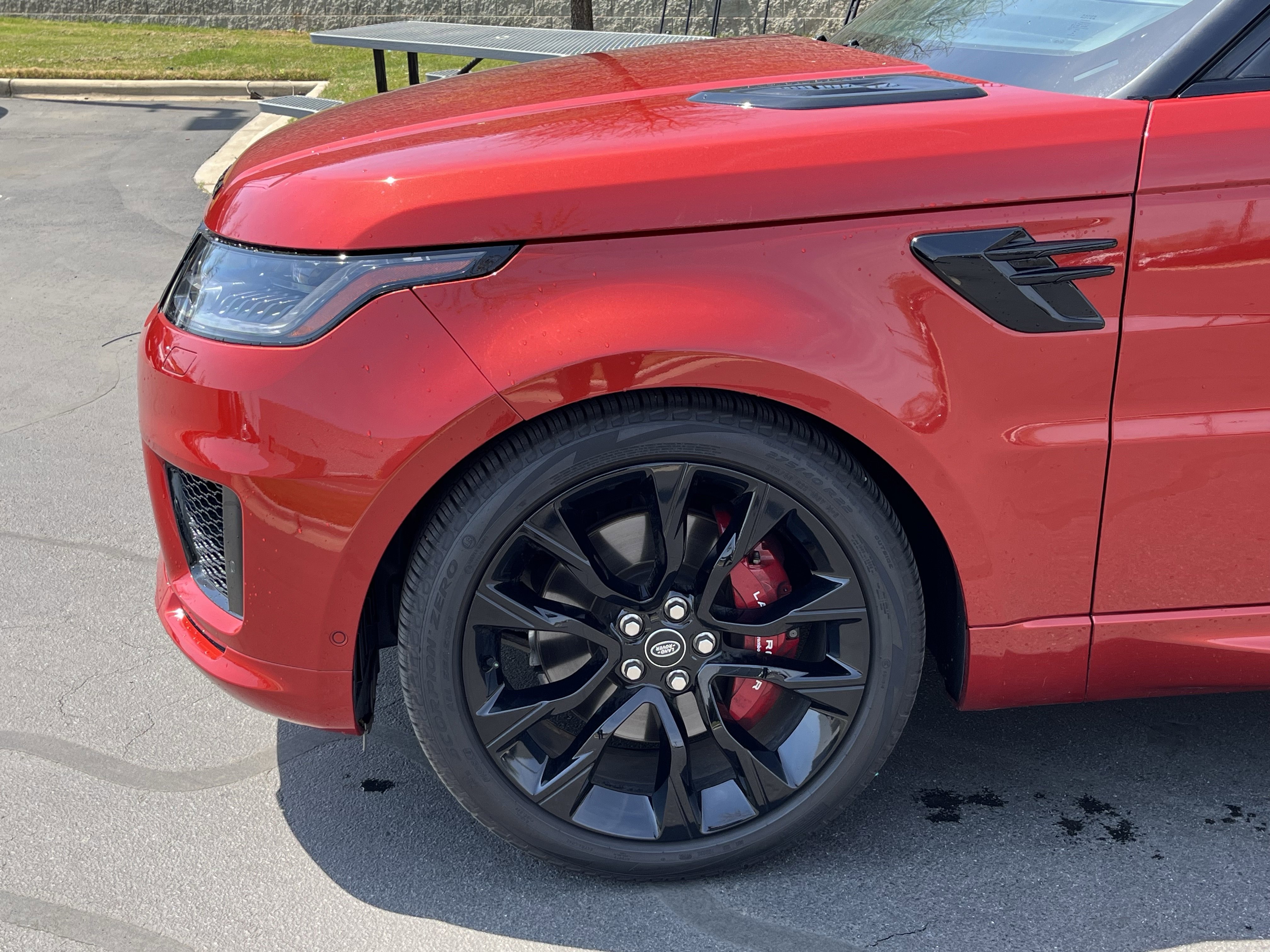 Used 2022 Land Rover Range Rover Sport HST image 13