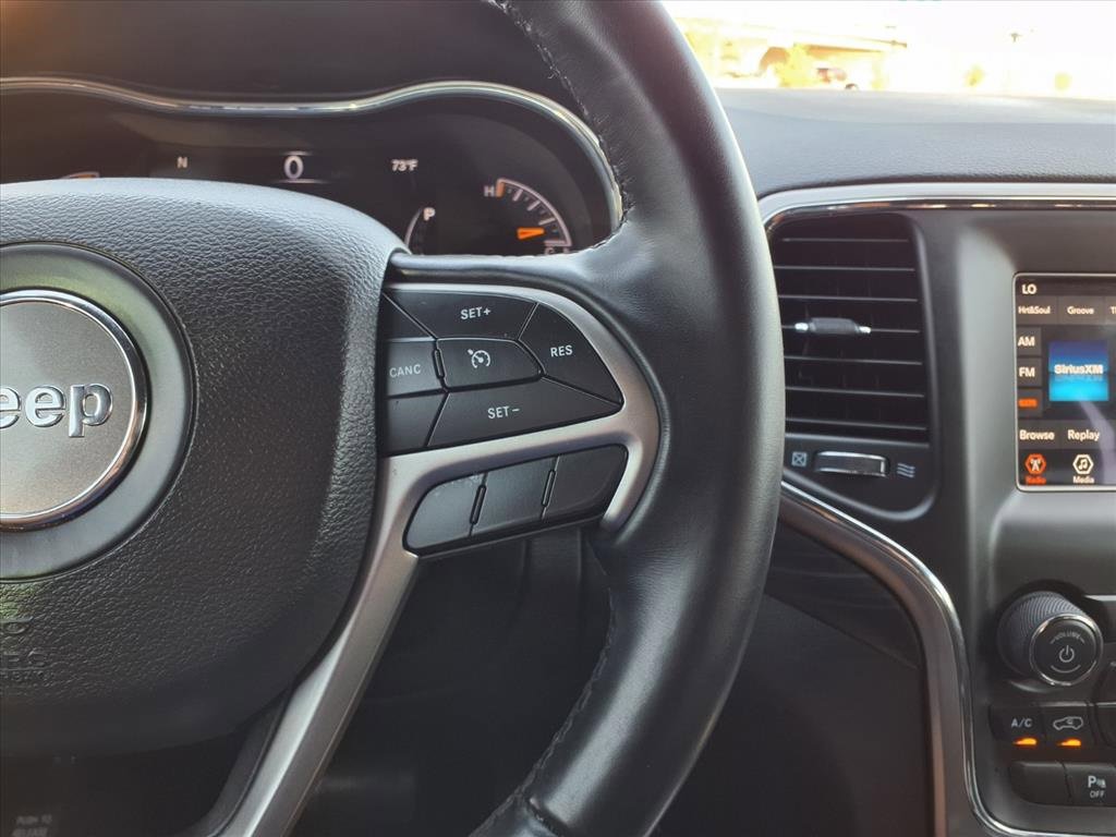 Used 2021 Jeep Grand Cherokee Laredo image 17