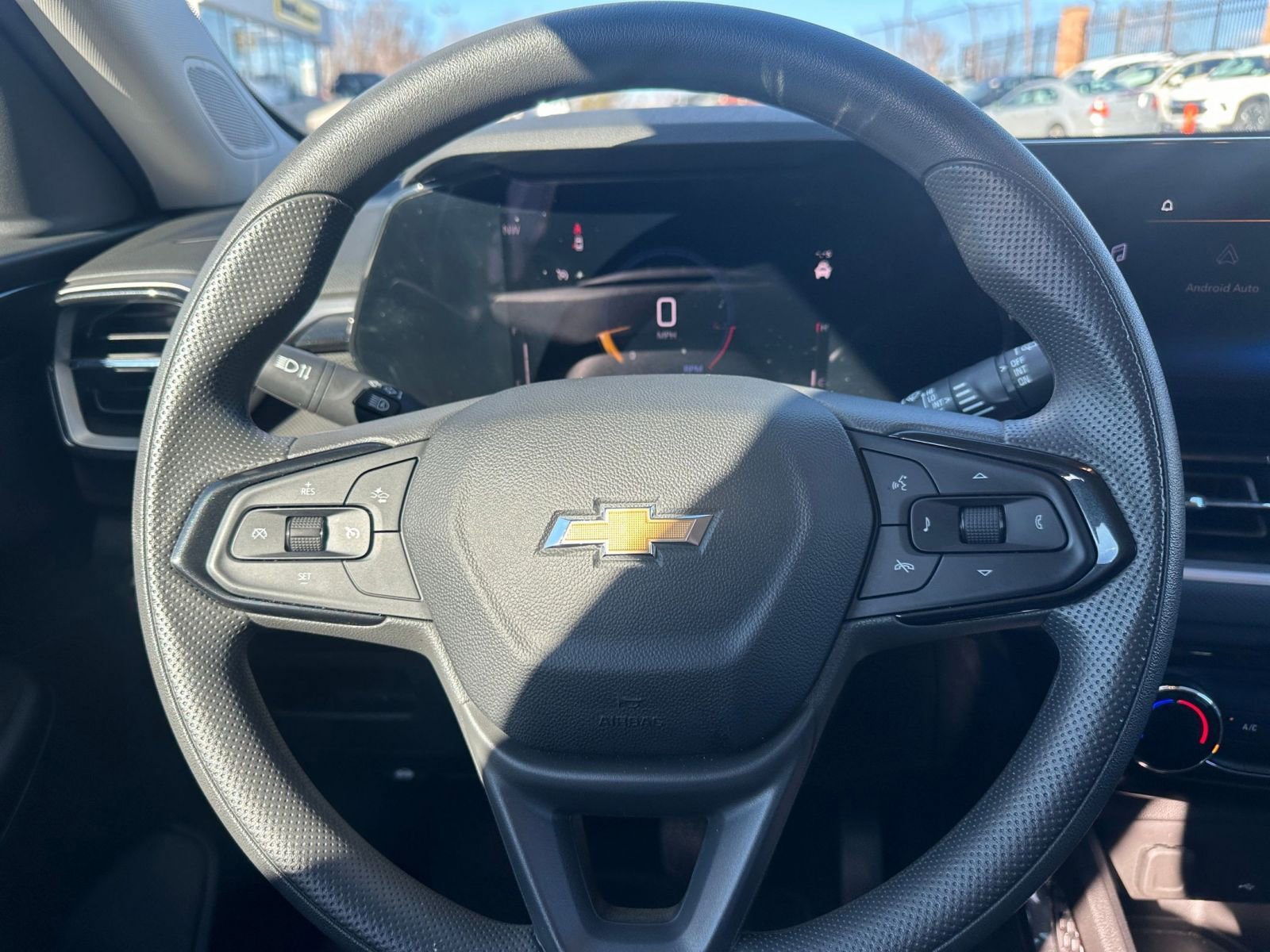 Used 2025 Chevrolet TrailBlazer LT w/ Driver Confidence Package image 25