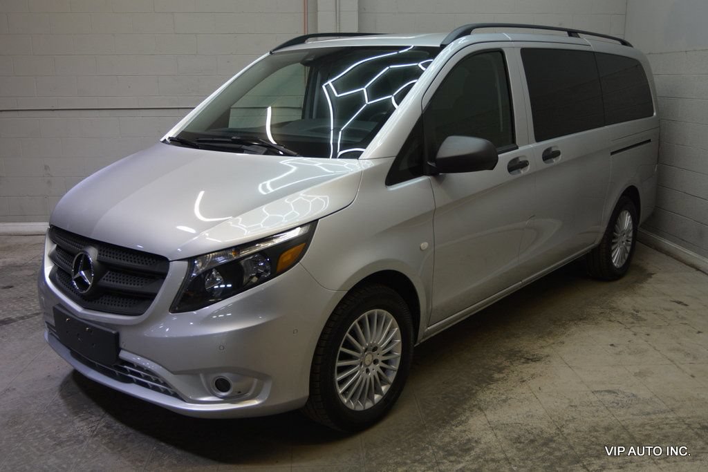 Used 2017 Mercedes-Benz Metris Passenger image 28