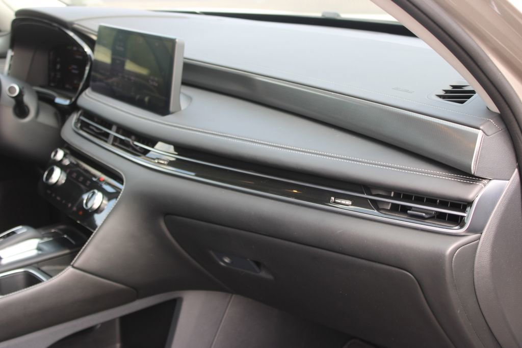 Used 2025 INFINITI QX60 Luxe AWD/4WD image 32