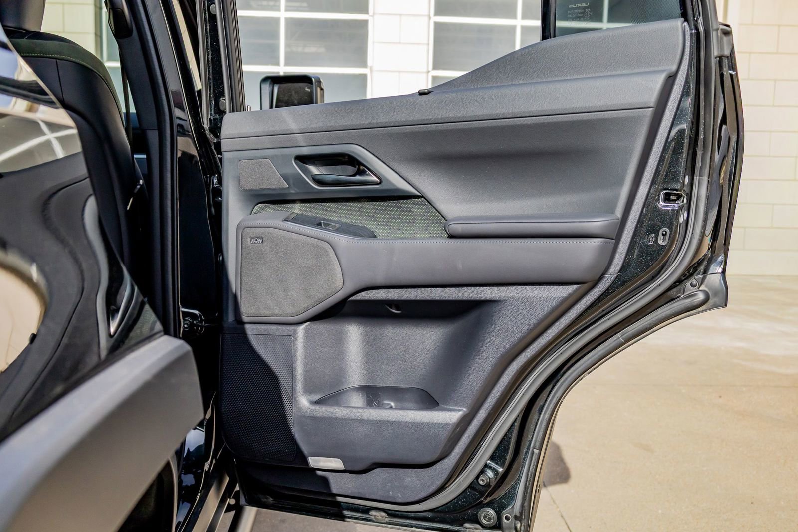 Used 2024 Lexus GX 550 AWD/4WD image 39