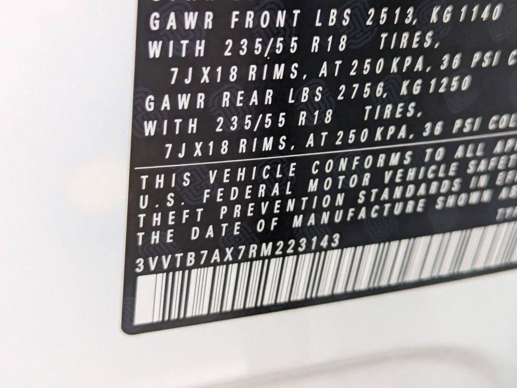 Used 2024 Volkswagen Tiguan Wolfsburg Edition image 35