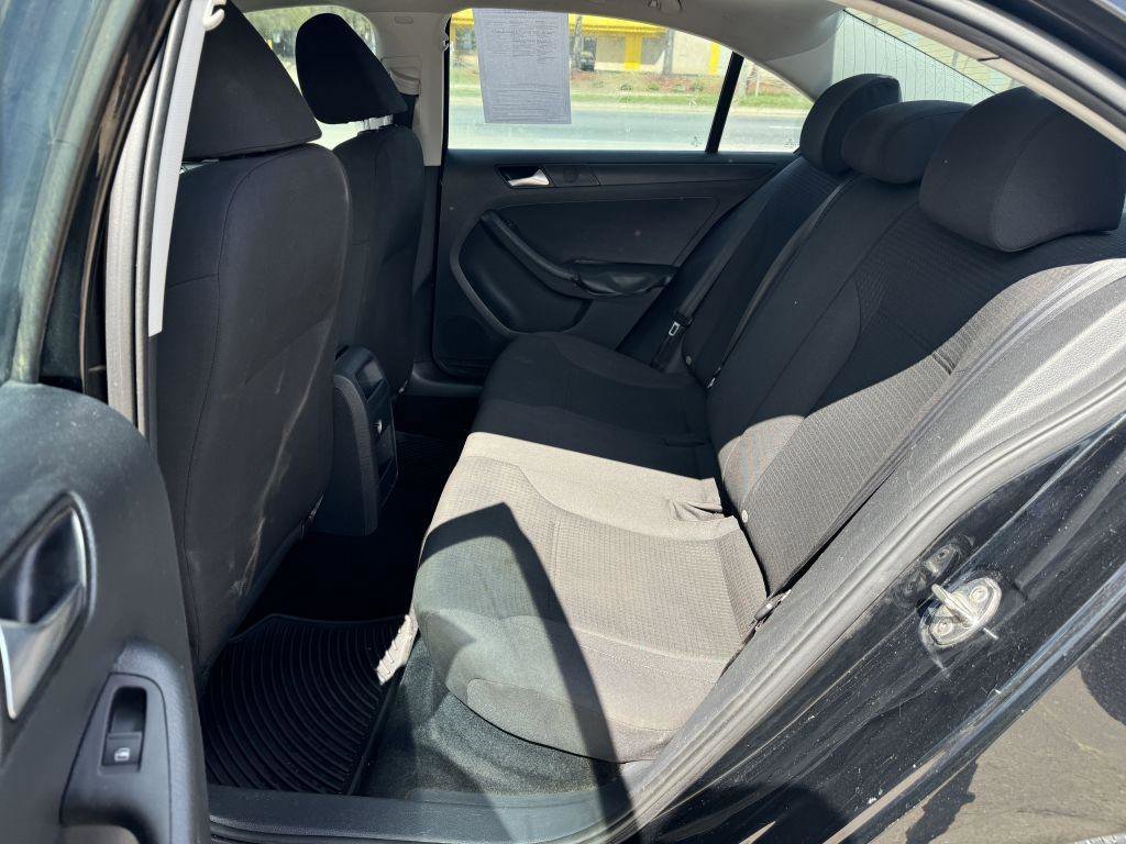 Used 2015 Volkswagen Jetta S FWD image 9