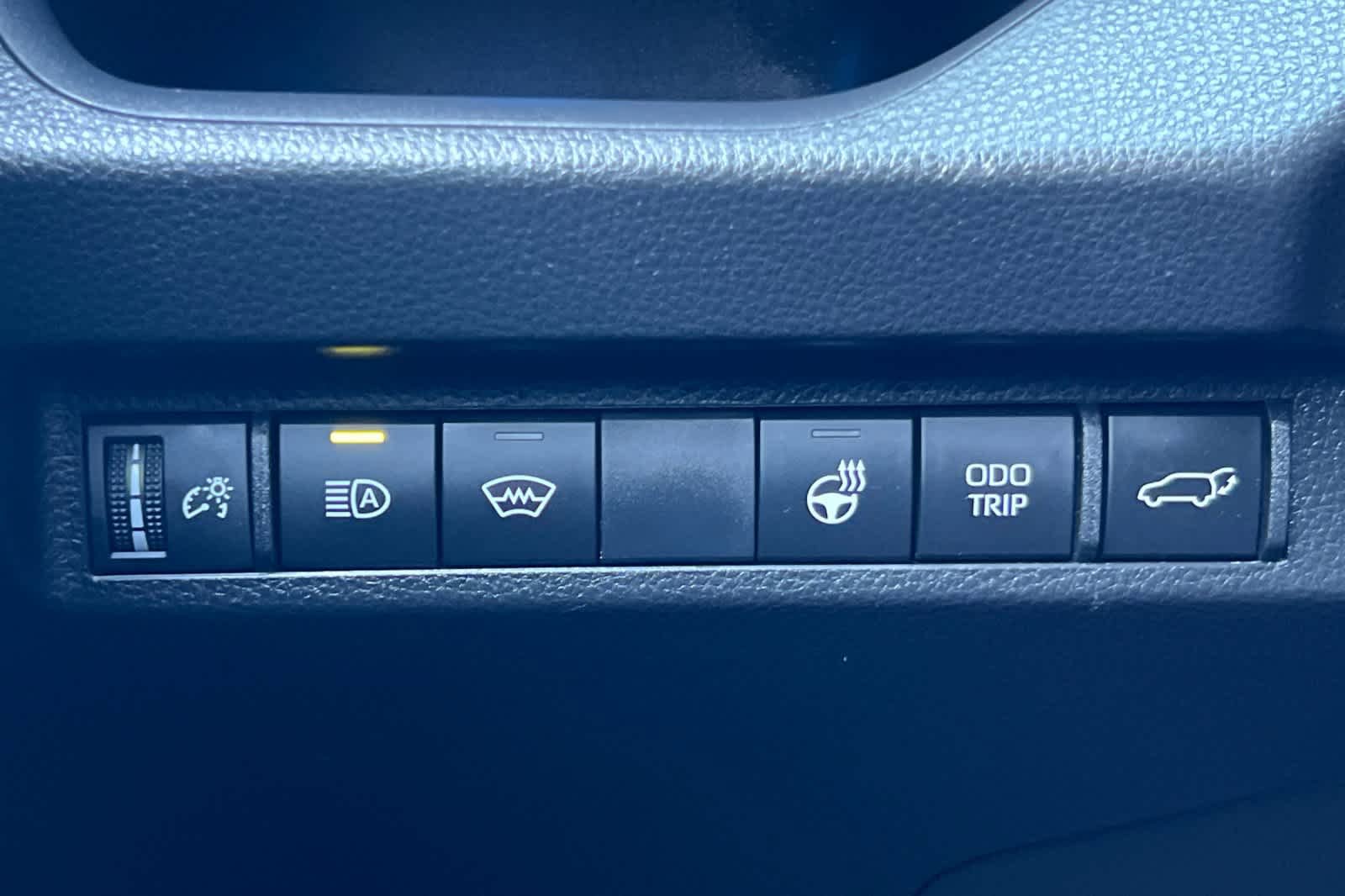Certified 2024 Toyota RAV4 XSE w/ Weather Package AWD/4WD image 31