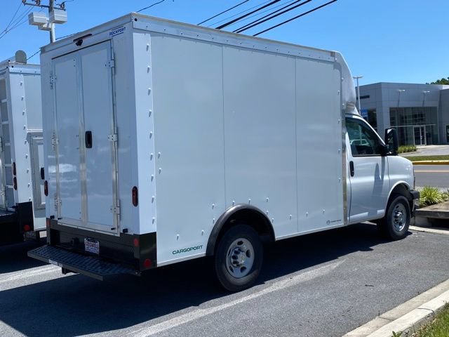New 2026 Chevrolet Express 3500 w/ Power Convenience Package RWD image 7