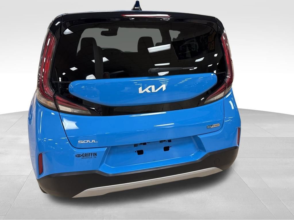 Used 2023 Kia Soul EX image 5