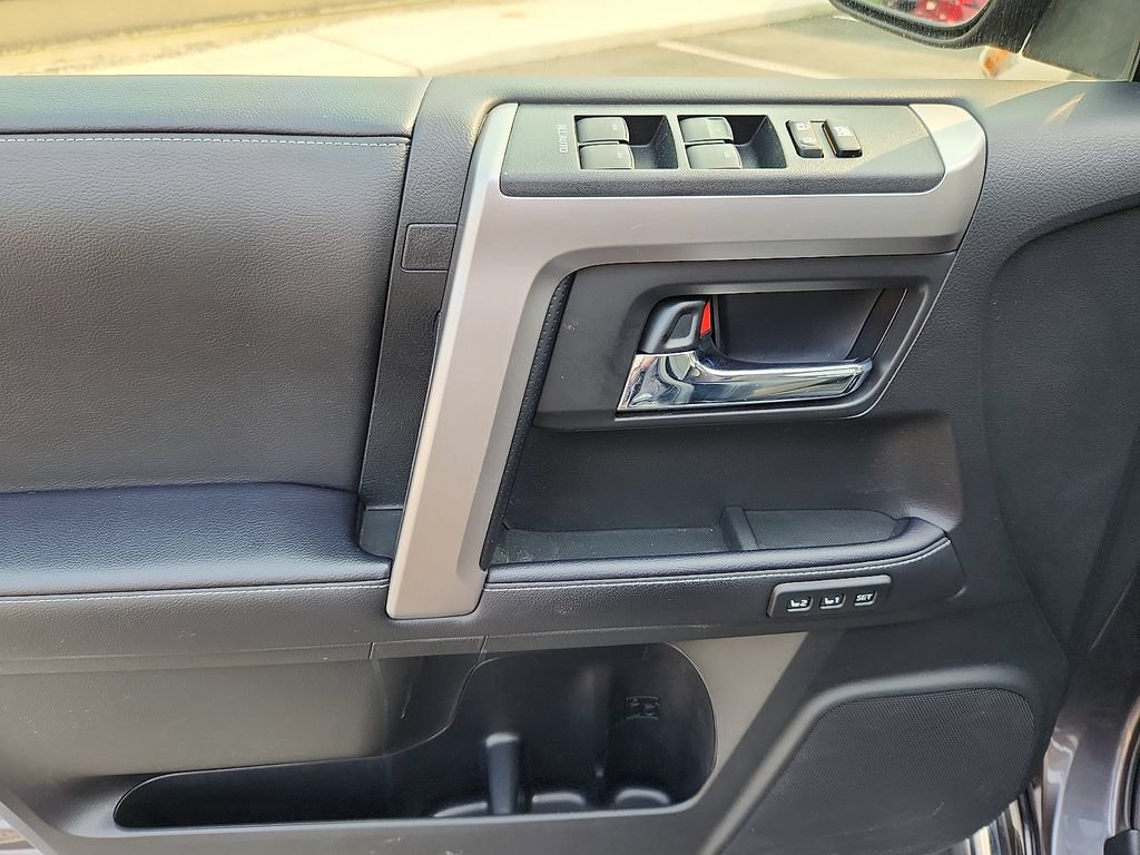 Certified 2021 Toyota 4Runner Limited AWD/4WD image 12