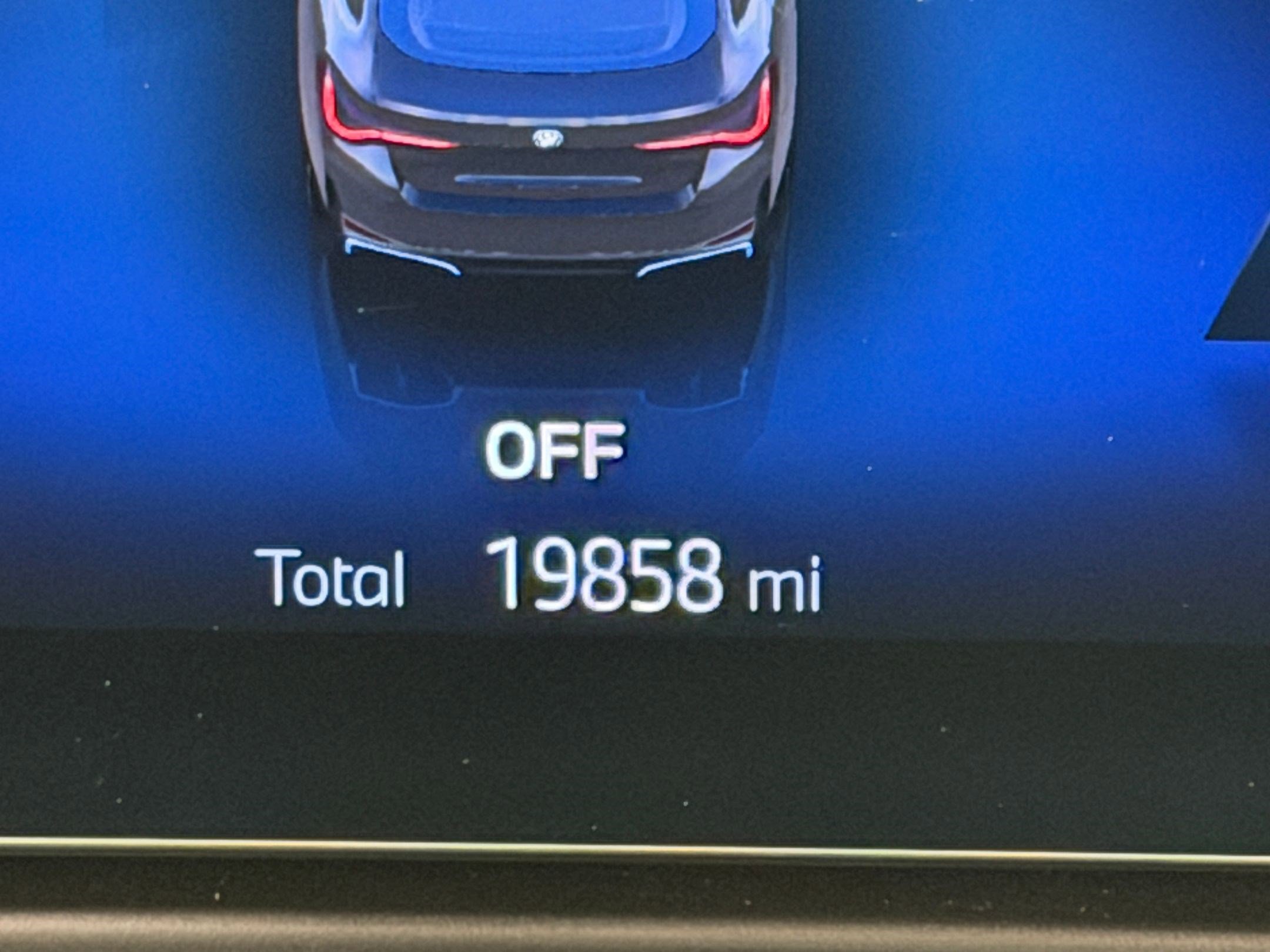 Certified 2023 BMW i4 eDrive35 image 22