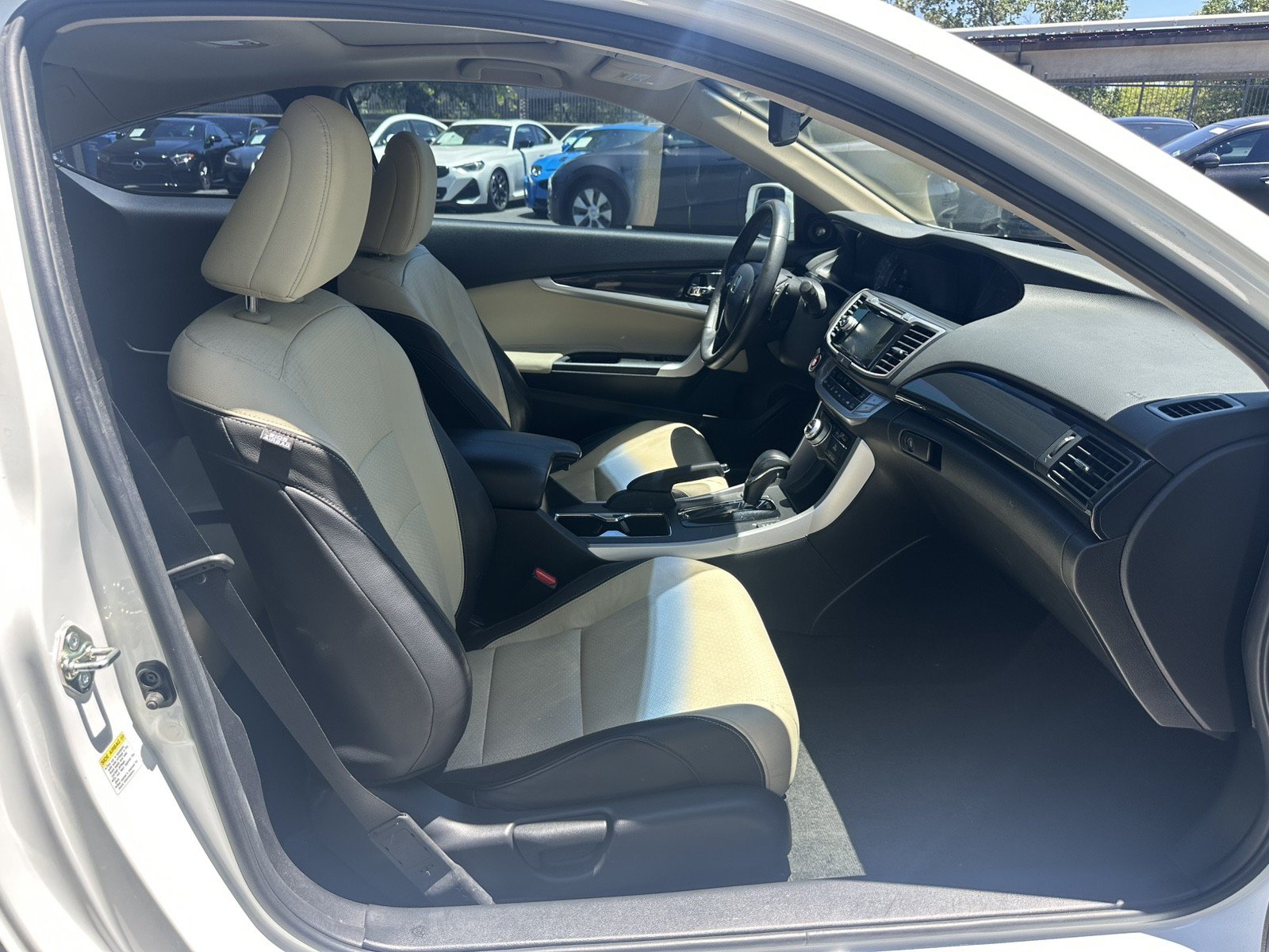 Used 2015 Honda Accord EX-L image 18