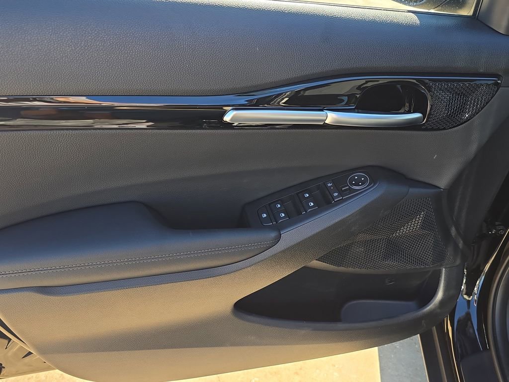 New 2026 Kia Seltos S image 17