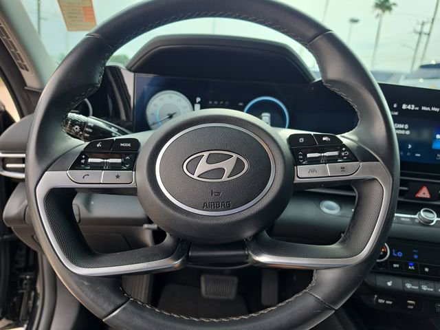 Used 2024 Hyundai Elantra Limited FWD image 19