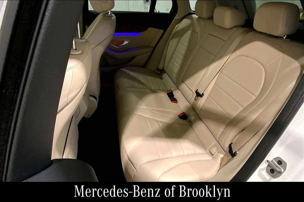 Used 2022 Mercedes-Benz GLC 300 4MATIC image 22
