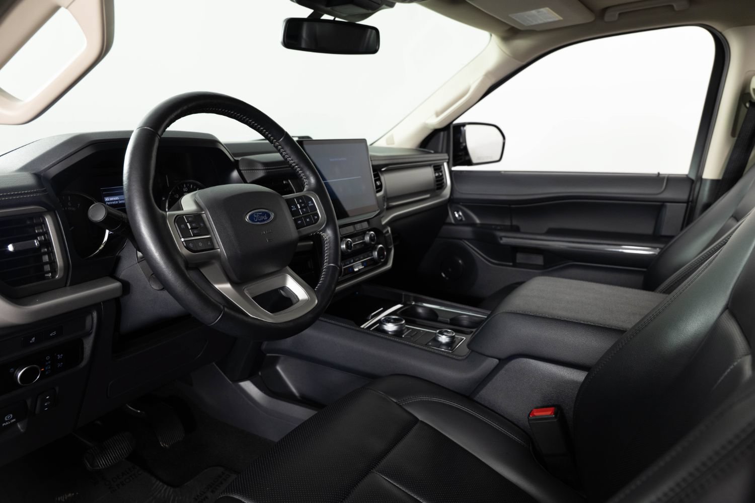 Used 2023 Ford Expedition Max XLT AWD/4WD image 14