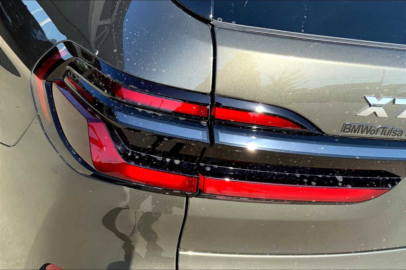 New 2026 BMW X7 M60i image 14