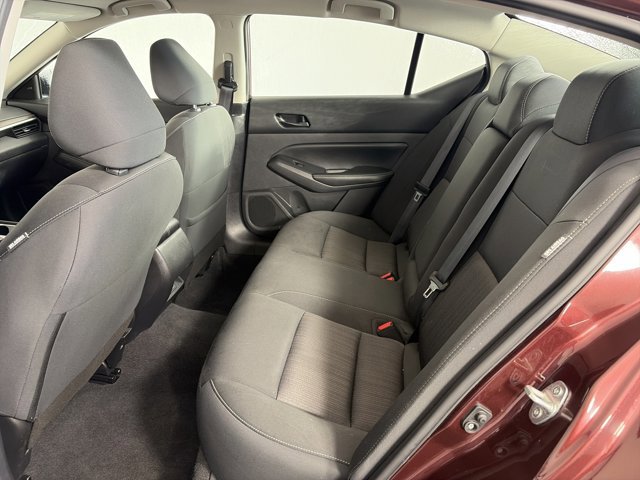 Certified 2024 Nissan Altima 2.5 SV FWD image 7